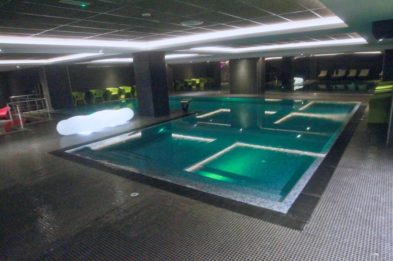 Az Hotels Grand Oran Es Senia 外观 照片