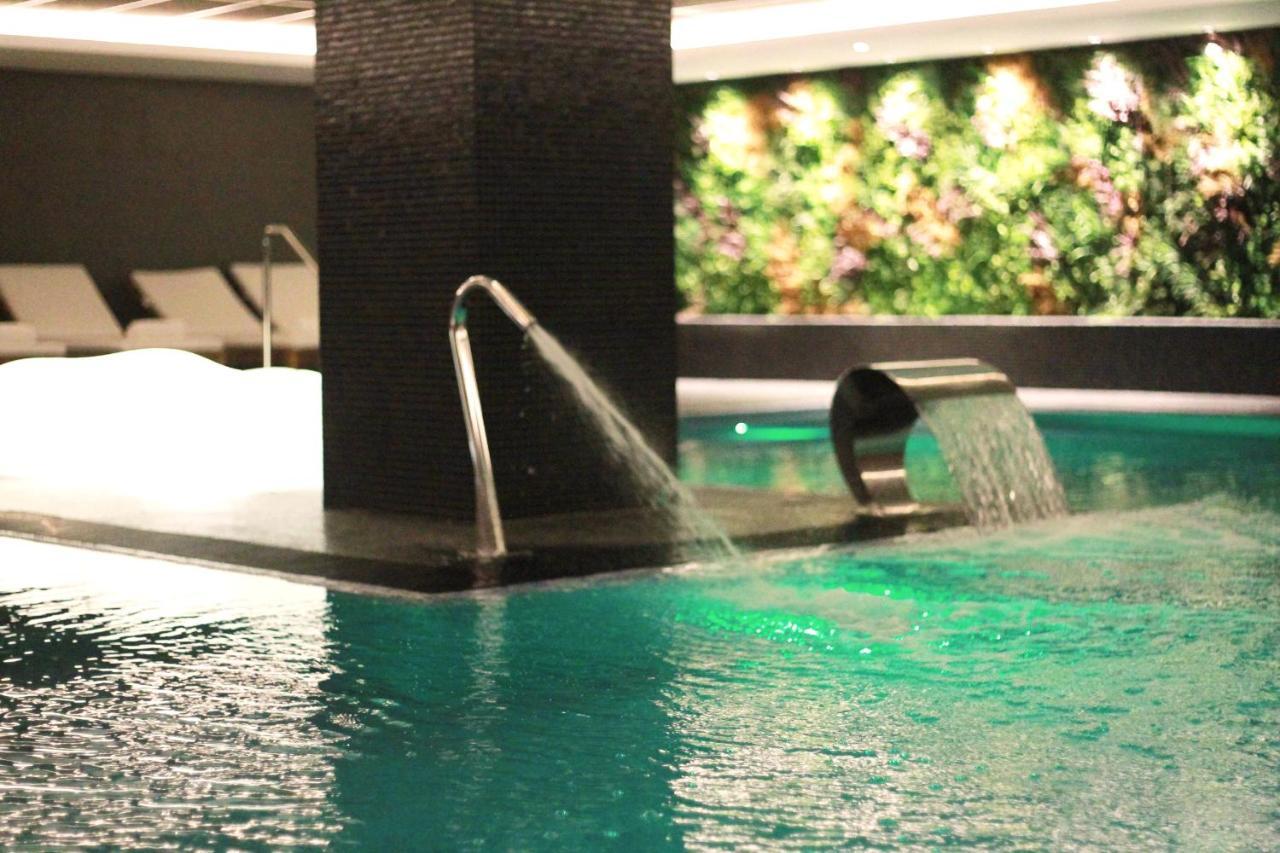 Az Hotels Grand Oran Es Senia 外观 照片