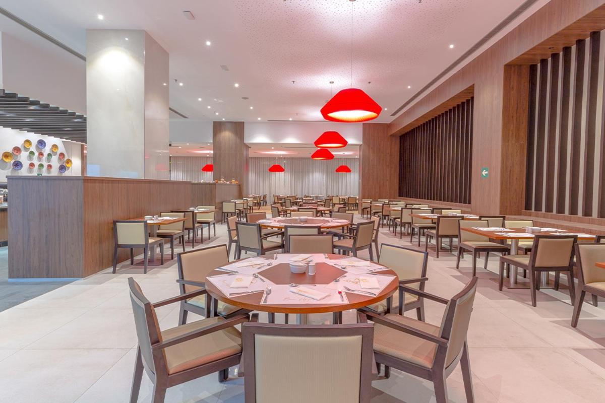 Az Hotels Grand Oran Es Senia 外观 照片